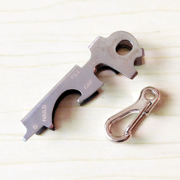 Factory Direct Sales Edc Tool Buckle Stainless Steel 8-in-1 Keychain Portable Gadget Multi-Function Key Clip