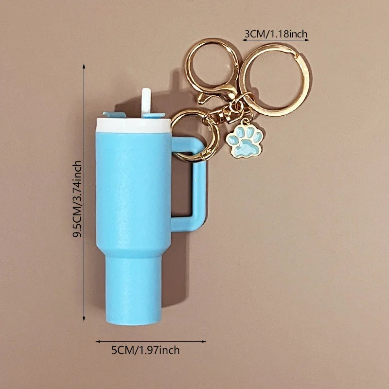 New Arrived Mini Decoration Fashion 5x9.5cm Plastic Tumbler Christmas Keychain Can Put Lipstick