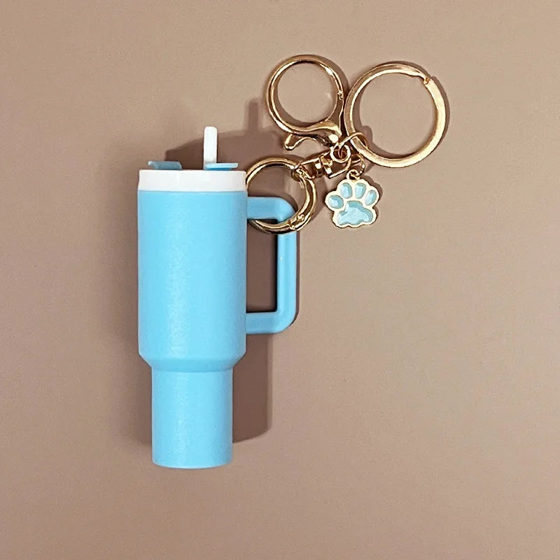 New Arrived Mini Decoration Fashion 5x9.5cm Plastic Tumbler Christmas Keychain Can Put Lipstick