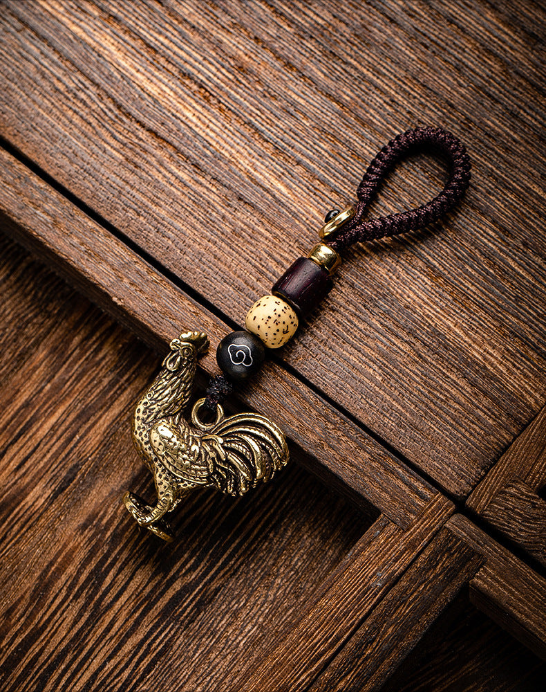 Creative Brass Zodiac Zodiac Chicken Car Keychain Pendant Step on Yuanbao Chicken Woven Rope Pendant Accessories