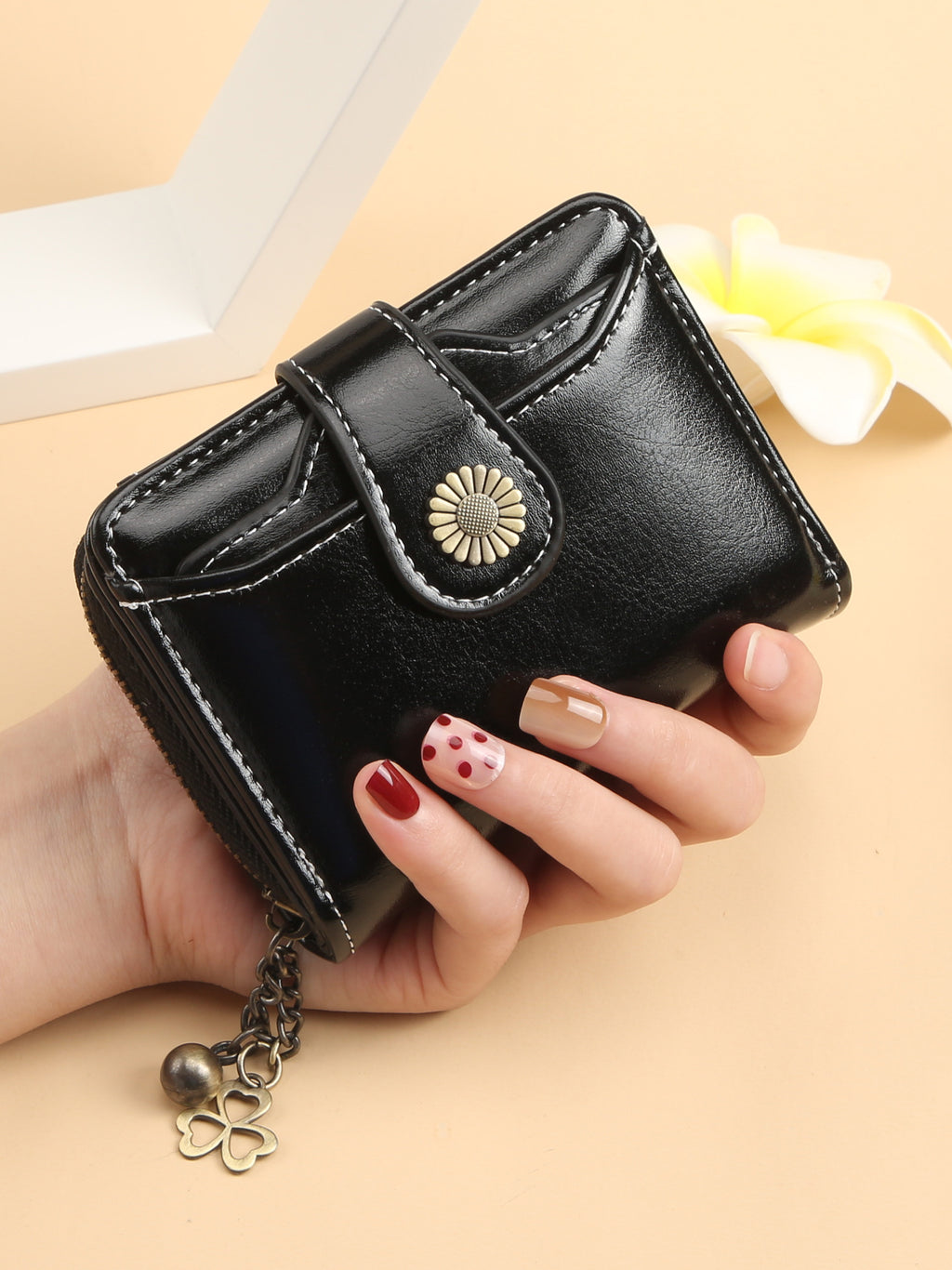 ENDAYCON New Women's Wallet Fashion Tassel Zipper Short Multi-Card Slot Card Bag High-end Sense Coin Purse