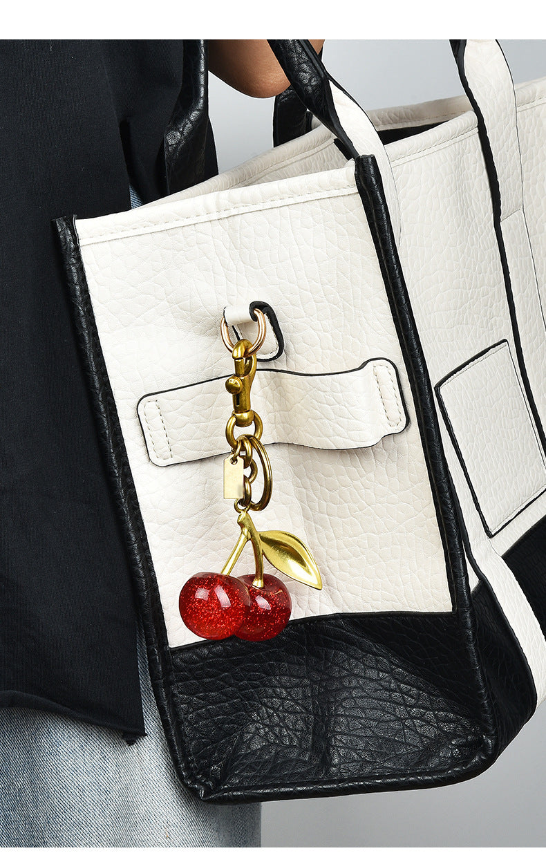 Bag pendant key buckle pink crystal cherry keychain pendant pendant car ornaments key wholesale