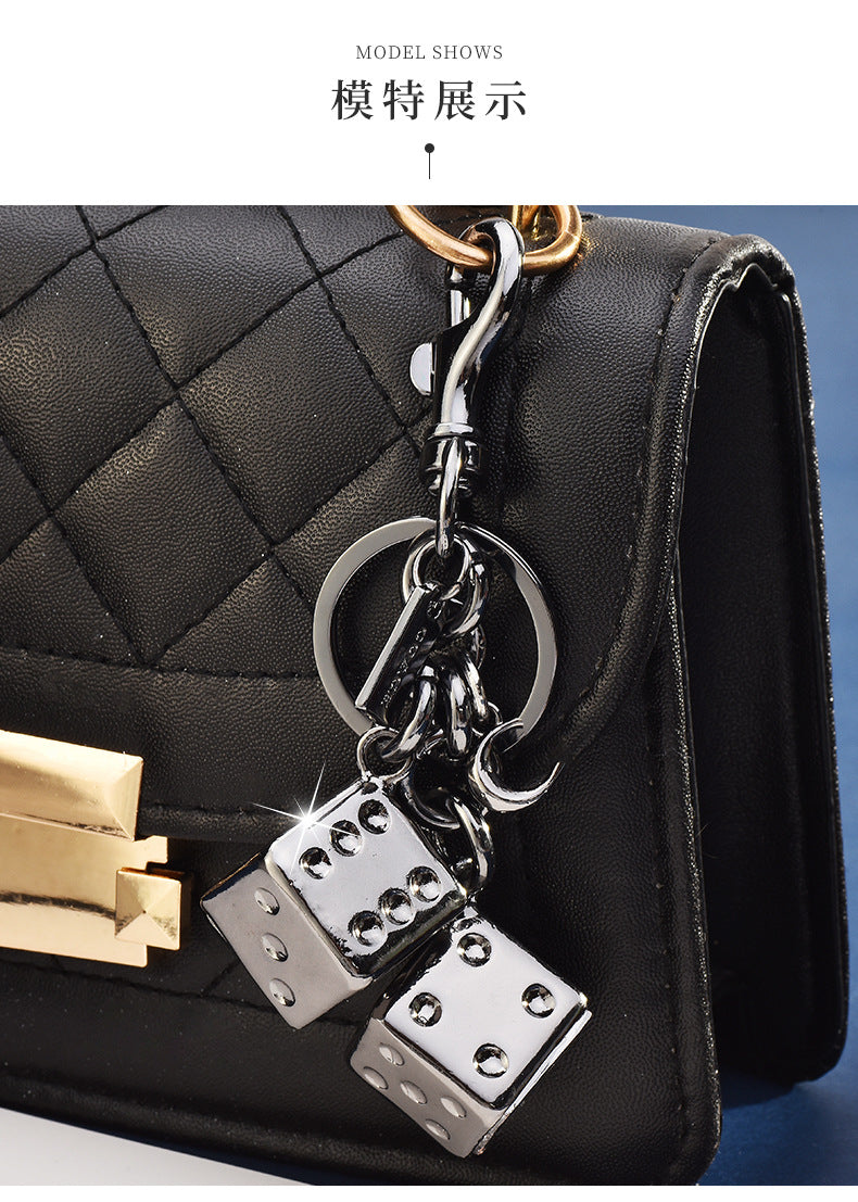 New cross-border fashion wholesale two-color dice keychain women's bag pendant jewelry exquisite car keychain accessories