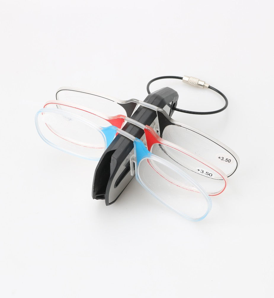 Cross-border new retractable clip nose reading glasses personalized fashion mini convenient reading keychain reading glasses trend
