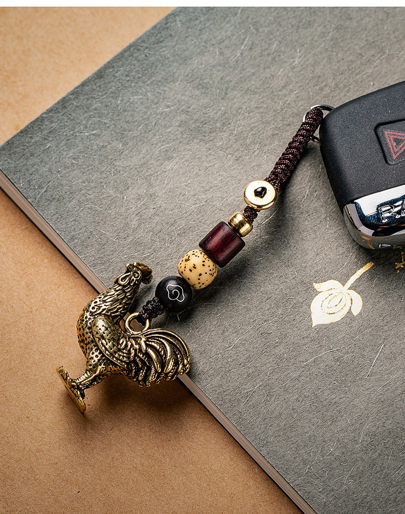 Creative Brass Zodiac Zodiac Chicken Car Keychain Pendant Step on Yuanbao Chicken Woven Rope Pendant Accessories