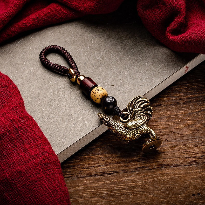 Creative Brass Zodiac Zodiac Chicken Car Keychain Pendant Step on Yuanbao Chicken Woven Rope Pendant Accessories