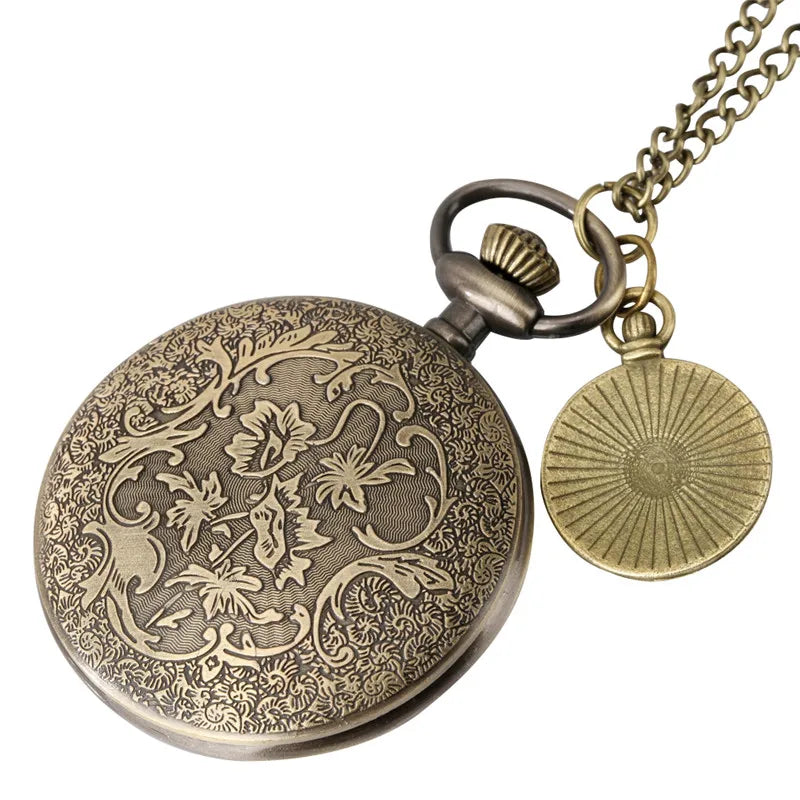 Classical Pocket Watch with Chain Men Women Retro Clock Quartz Analog Display Roman Numeral Dial Pendant Compass Long Chain