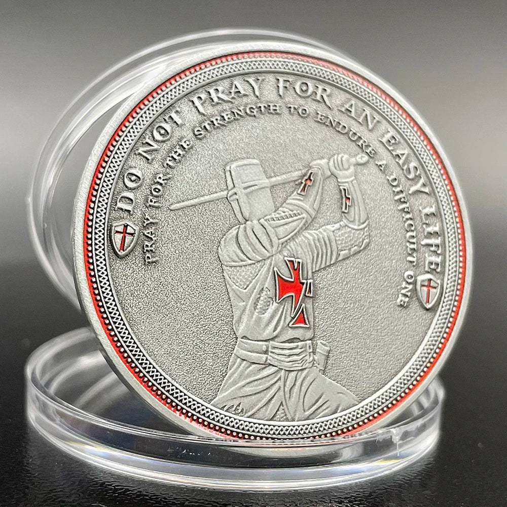 Knight Templar Challenge Coin Vintage Collectible Coin with Shield & Cross Design, 40mm Metal Coin for History Fans