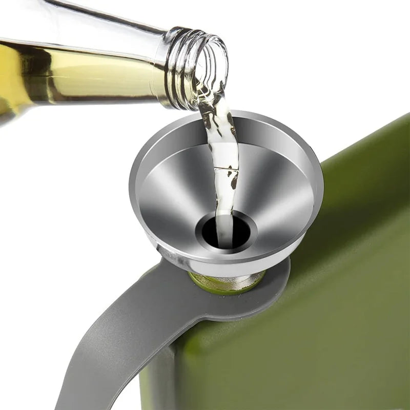 1 Set Hip Flask for Whiskey 9oz 304 Stainless Steel Hip Flask with Funnel Leakproof Camping Whiskey Flask