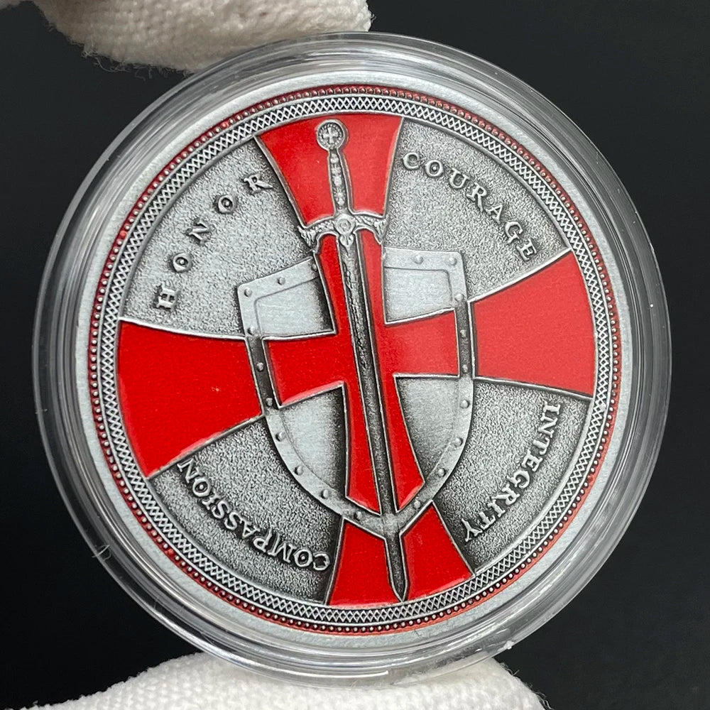 Knight Templar Challenge Coin Vintage Collectible Coin with Shield & Cross Design, 40mm Metal Coin for History Fans