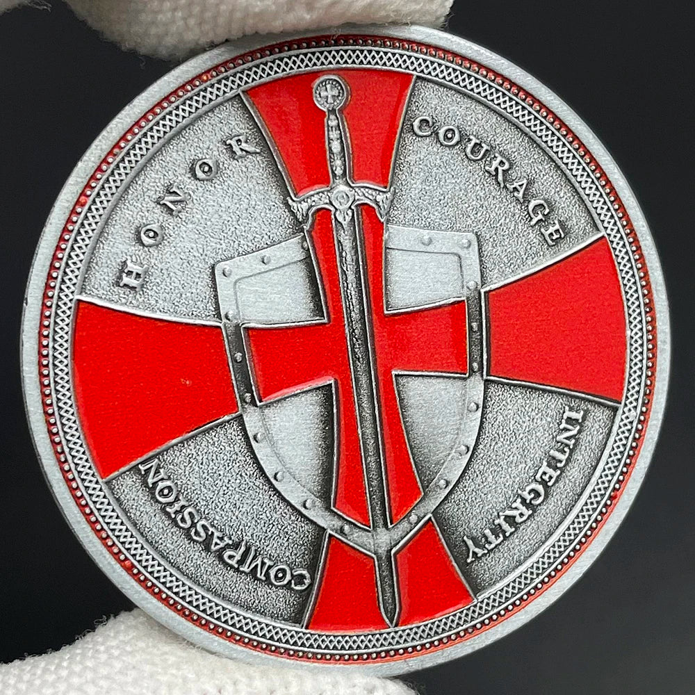 Knight Templar Challenge Coin Vintage Collectible Coin with Shield & Cross Design, 40mm Metal Coin for History Fans