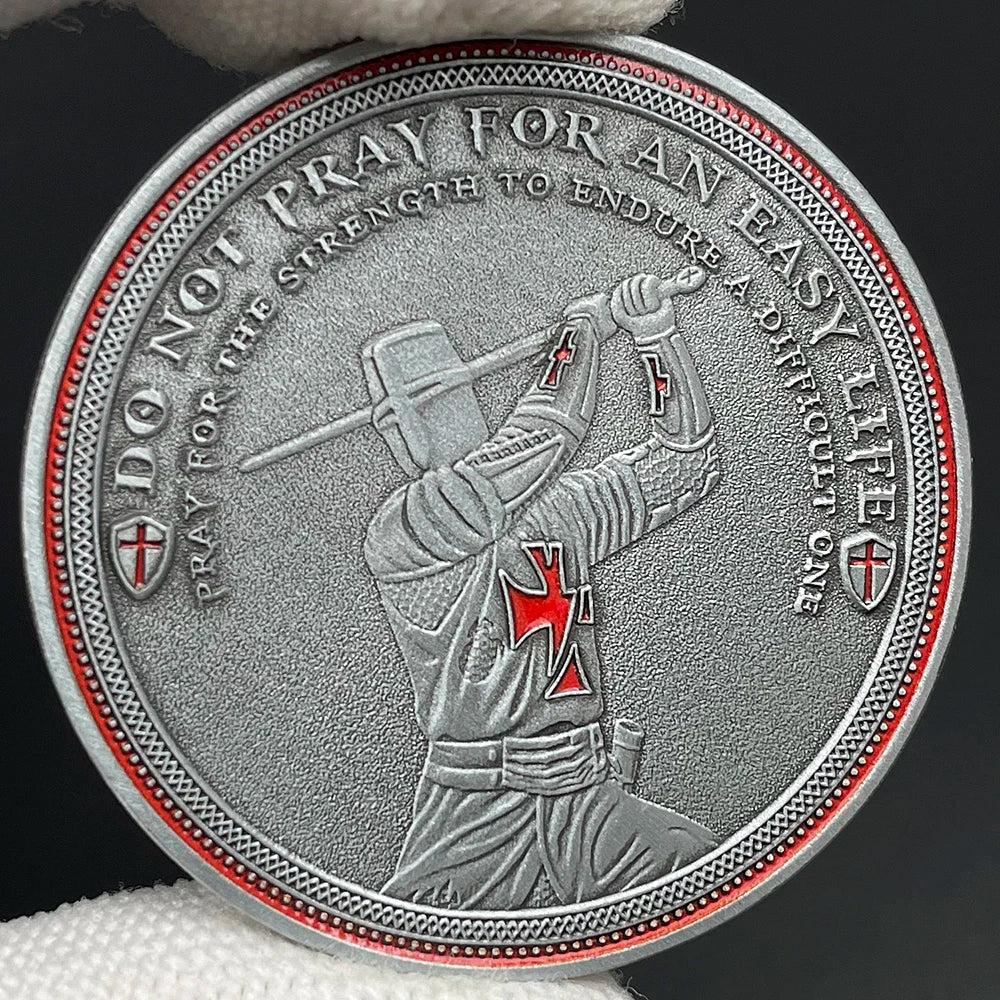 Knight Templar Challenge Coin Vintage Collectible Coin with Shield & Cross Design, 40mm Metal Coin for History Fans