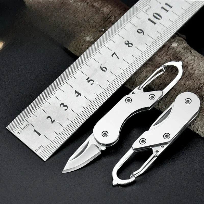 Outdoor Camping Portable Pocket Keychain EDC Multitools Knives With Buckle Outdoor Tools Stainless Steel Mini Folding Knife 1Pcs