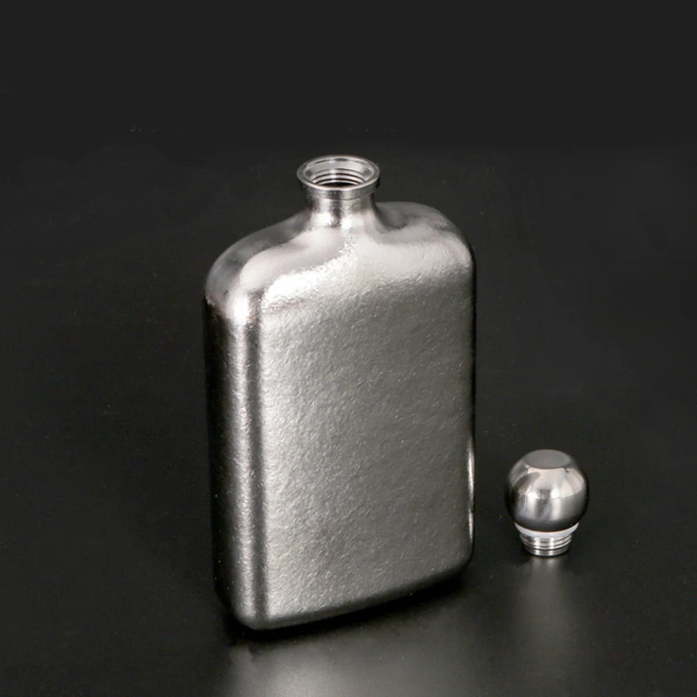 Titanium Alloy Portable Outdoor Wine Flask Whiskey Flask Titanium Flask 230ml Men Screw Cap Seal Drink Bottle