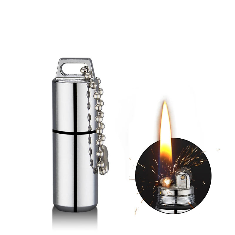 Mini Keychain Kerosene Lighter Portable Waterproof Cigarette Lighters Outdoor Survive Tool Grinding Wheel Men‘s Gift No Oil