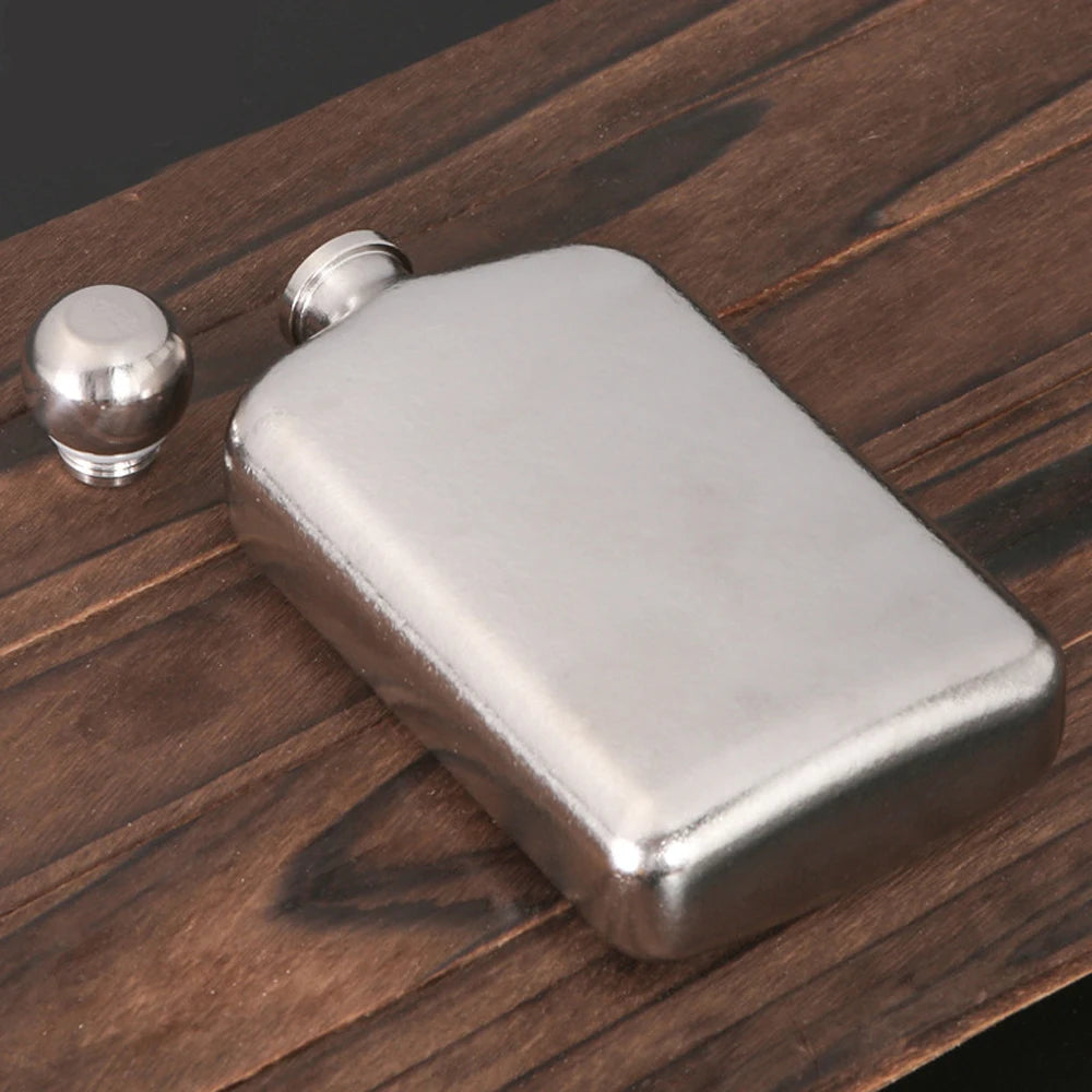 Titanium Alloy Portable Outdoor Wine Flask Whiskey Flask Titanium Flask 230ml Men Screw Cap Seal Drink Bottle